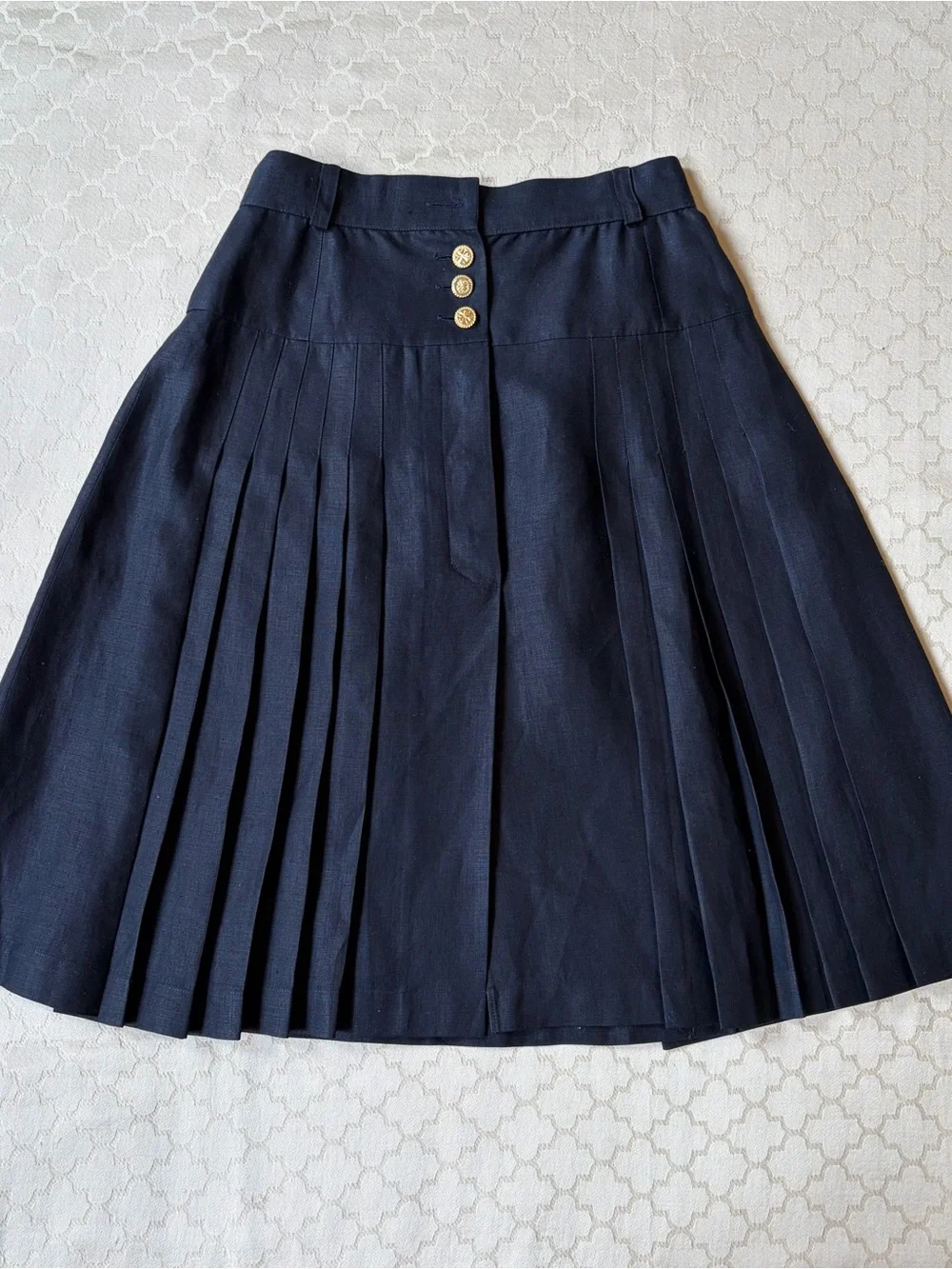 Chanel 1980s Vintage 100% Linen Pleated Midi Skirt 25” XS